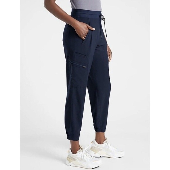 Athleta Pants - ATHLETA Venture Pant women’s size 6  In Navy blue
